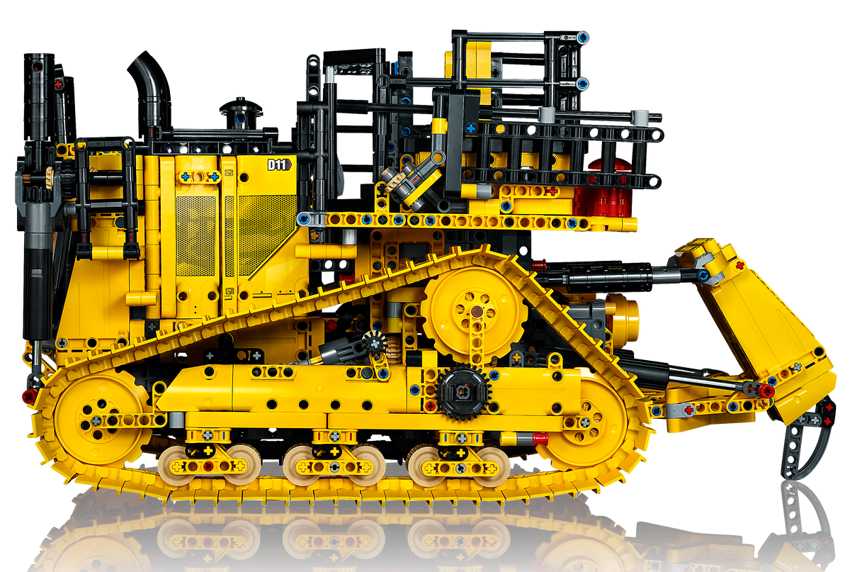 LEGO_Technic_huren_ Cat-D11_Bulldozer_met_app-besturing-42131